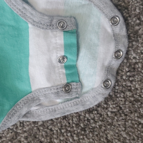 Baby boy striped body suits. - Picture 3 of 3